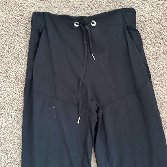 Pink Lilly, black stretchy leggings/joggers size small - Picture 3 of 6